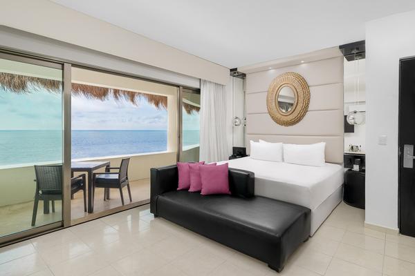 Oceanfront passion suite OCEANFRONT PASSION SUITES Desire Riviera Maya Resort Puerto Morelos